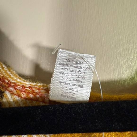 NWT Cato Plaid Open Front Fringe Shawl Wrap One Size - Picture 4 of 4